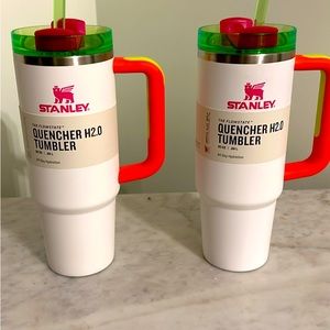 Neon White THE QUENCHER H2.0 FLOWSTATE™ TUMBLER | 30 OZ